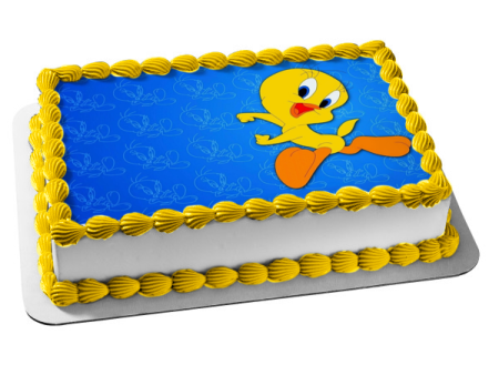 Looney Tunes Tweety Bird and a Blue Background Edible Cake Topper Image ABPID00990 For Sale